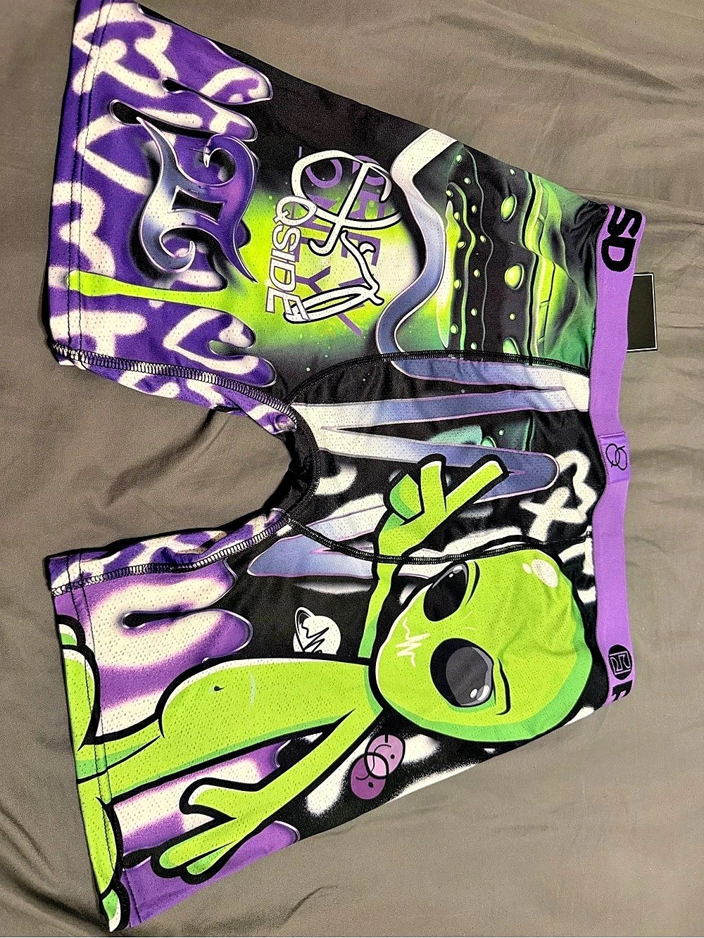 PSD Purple & Green Alien Print